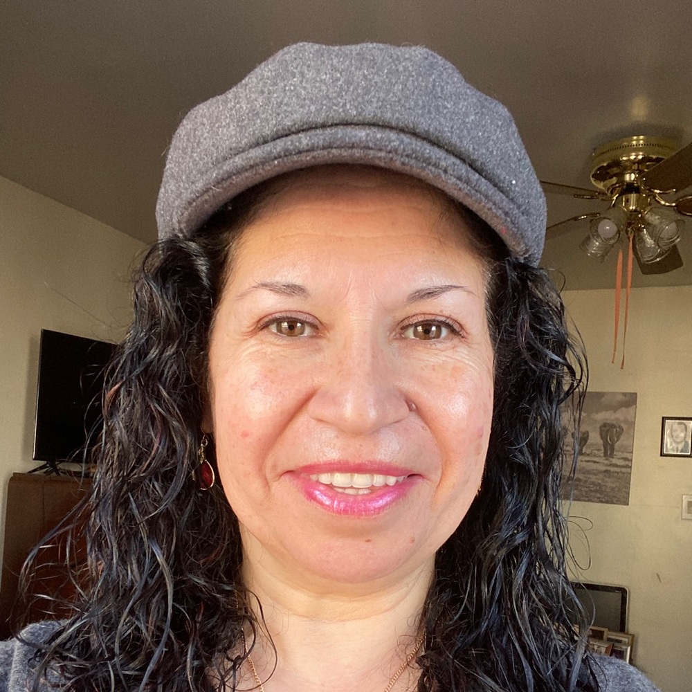 Meet your Posher, Ivonne